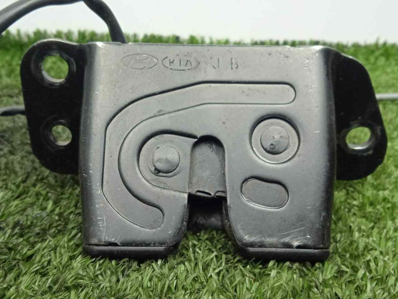 Recambio de cerradura maletero / porton para kia cerato 2.0 turbodiesel cat referencia OEM IAM   