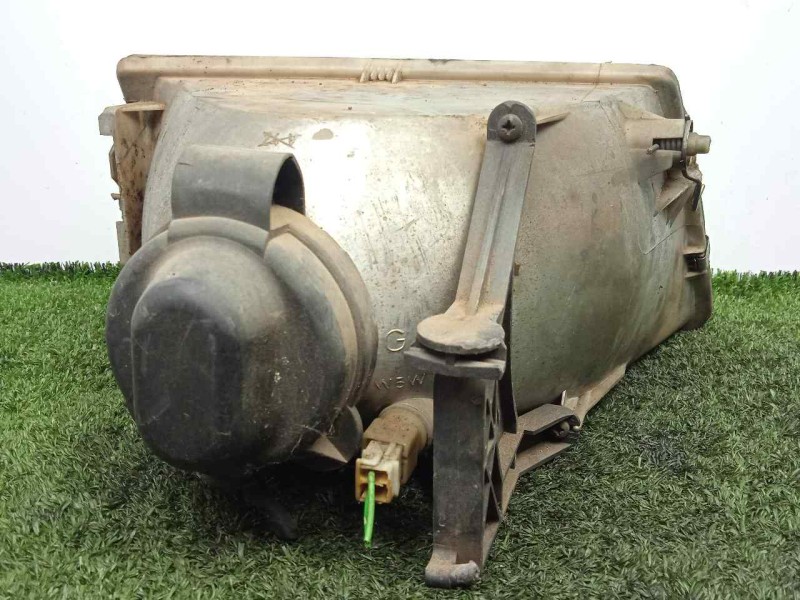 Recambio de faro izquierdo para peugeot 309 1.9 diesel cat referencia OEM IAM   