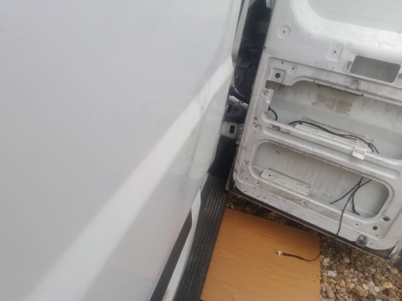 Recambio de porton trasero derecho para citroën jumper ii furgoneta 2.2 hdi 120 referencia OEM IAM   