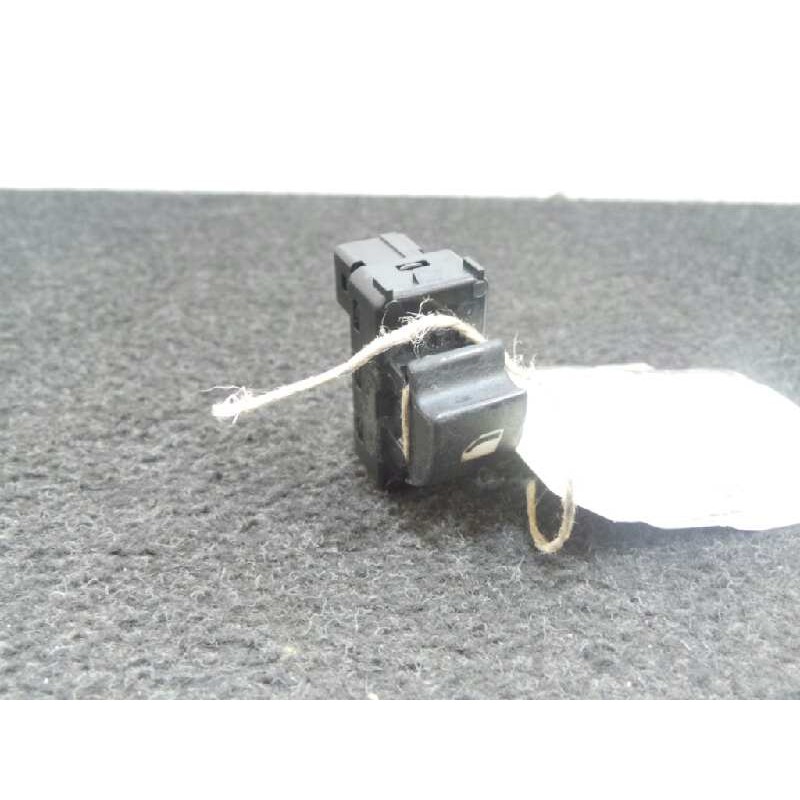 Recambio de mando elevalunas trasero izquierdo para citroën c4 berlina 1.6 16v hdi referencia OEM IAM 9649636777  VALEO