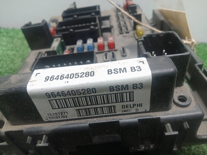 Recambio de caja reles / fusibles para citroën xsara (n1) 1.9 d referencia OEM IAM 9646405280 DELPHI BSMB3