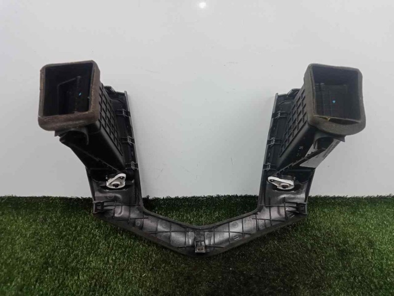 Recambio de aireador delantero central para chevrolet cruze 1.6 cat referencia OEM IAM 94567907  