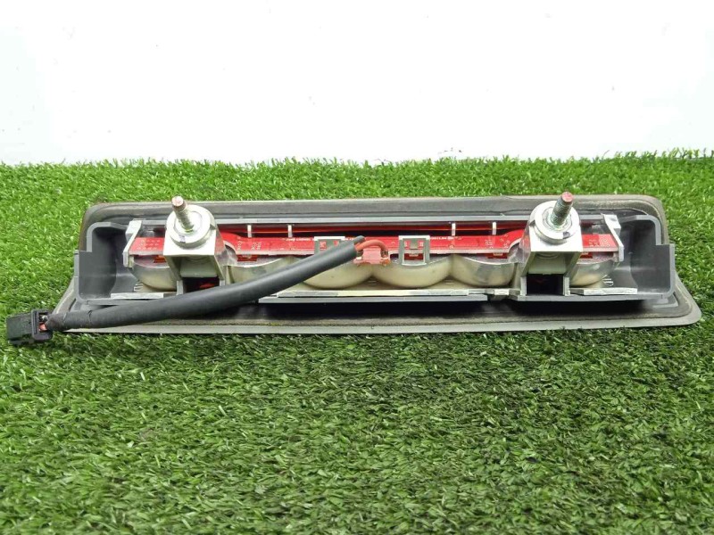 Recambio de luz central de freno para chevrolet cruze 1.6 cat referencia OEM IAM 95464677 ROJO 