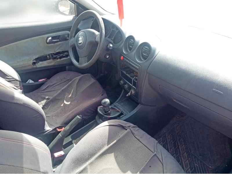 seat cordoba berlina (6l2) del año 2002