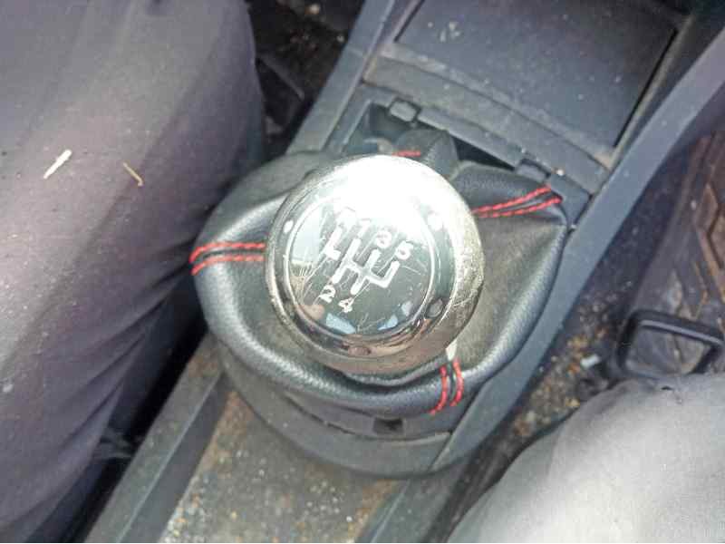 seat cordoba berlina (6l2) del año 2002