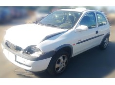 opel corsa b (s93) del año 2000 2