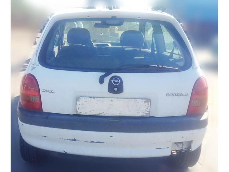 opel corsa b (s93) del año 2000