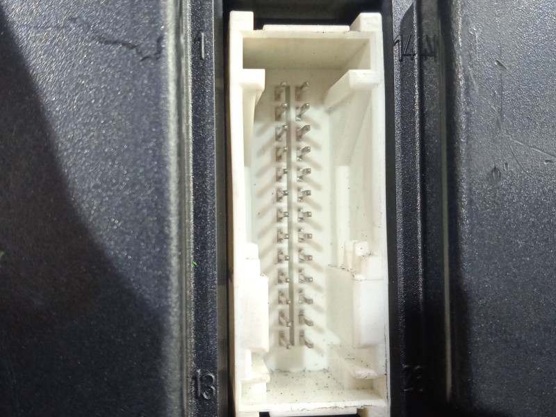 Recambio de cuadro instrumentos para bmw 5 (e39) 525 tds referencia OEM IAM 110008735034 - 62118375675 VDO 2.CONECTORES