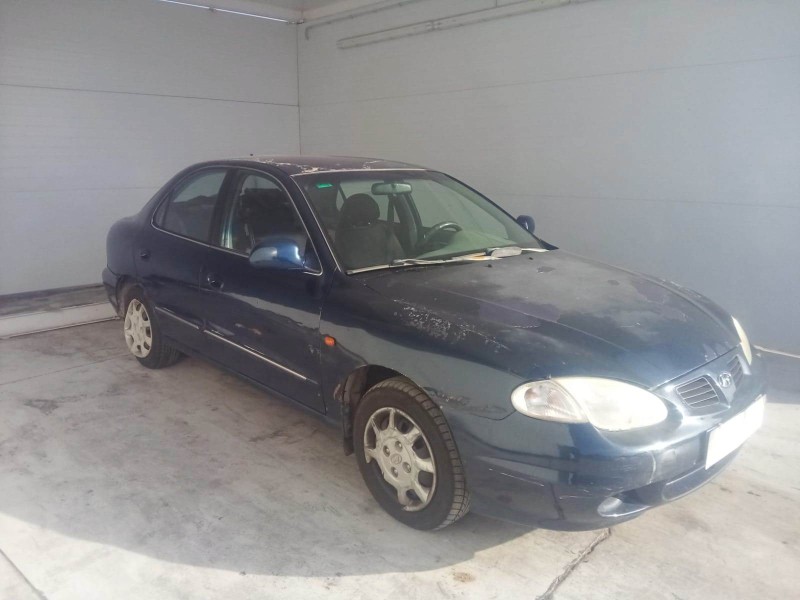 hyundai lantra ii (j-2) del año 2000