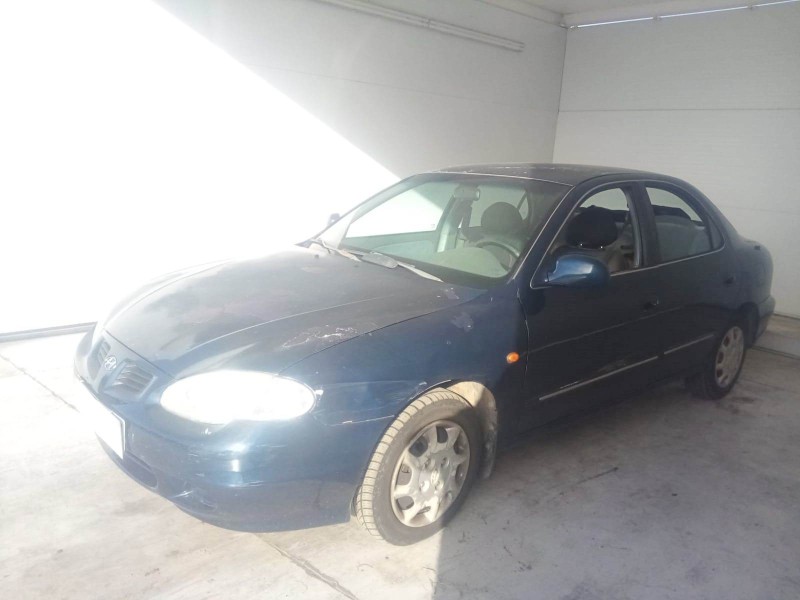 hyundai lantra ii (j-2) del año 2000