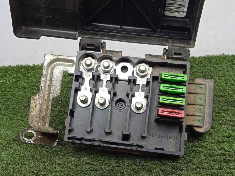Recambio de caja reles / fusibles para seat arosa (6h1) 1.0 referencia OEM IAM 6X0937550 DE ENCIMA DE BATERIA 3.FUSIBLES
