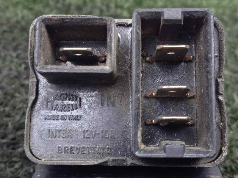 Recambio de rele para seat 131 1.760 c.c. - perkins referencia OEM IAM INT8A  