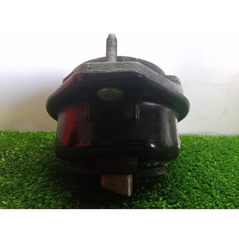 Recambio de soporte motor derecho para bmw serie 7 (e65/e66) 4.0 v8 cat referencia OEM IAM 676918602  