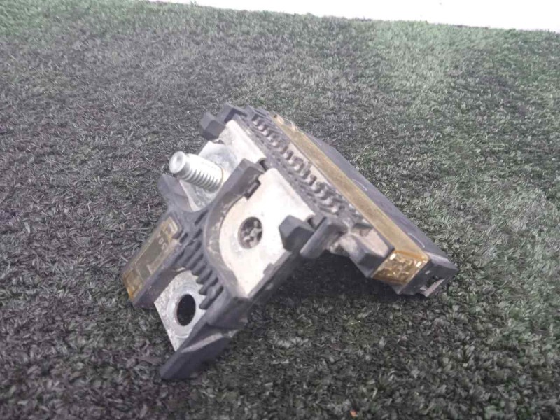 Recambio de caja reles / fusibles para nissan nv 200 (m20) 1.5 dci cat referencia OEM IAM 243807994B  