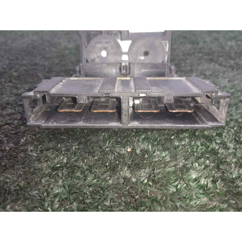 Recambio de caja reles / fusibles para nissan nv 200 (m20) 1.5 dci cat referencia OEM IAM 243807994B  