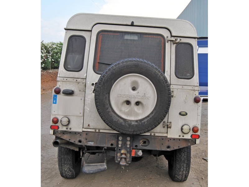 land rover defender station wagon (l316, l315) del año 2004