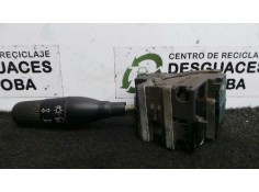 Recambio de mando luces para renault 19 hatchback (b/c53) 1.4 referencia OEM IAM 7700842114A 2.CONECTORES REDONDO