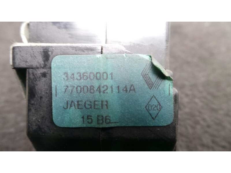 Recambio de mando luces para renault 19 hatchback (b/c53) 1.4 referencia OEM IAM 7700842114A 2.CONECTORES REDONDO