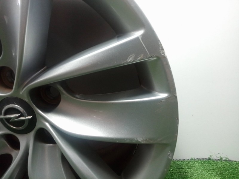 Recambio de llanta para opel insignia a (g09) 1.6 cdti (68) referencia OEM IAM  18´´PULGADAS LLANTAS - LLANTA