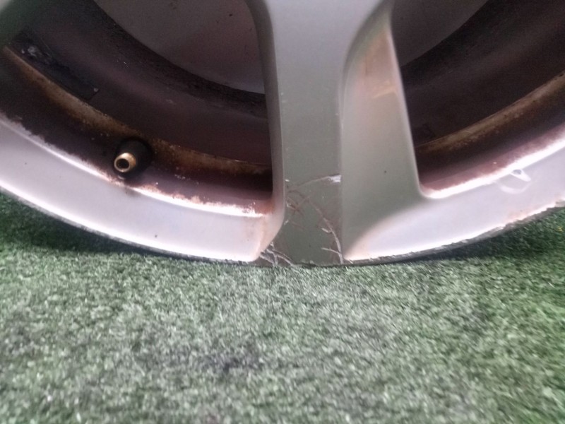 Recambio de llanta para audi a4 b6 (8e2) 2.0 referencia OEM IAM 8K0601025F 16´´PULGADAS LLANTAS - LLANTA