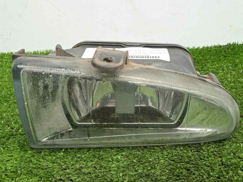 Recambio de faro antiniebla izquierdo para ford fiesta berlina 1.25 16v cat referencia OEM IAM SIN REFERENCIA  96/99