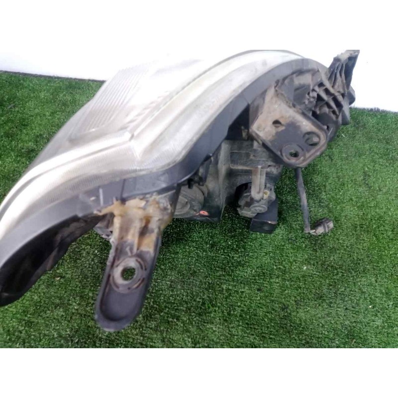 Recambio de faro izquierdo para nissan tiida (c11x/sc11x) 1.5 dci turbodiesel cat referencia OEM IAM 26060EM00A HALOGENO CON.TAR