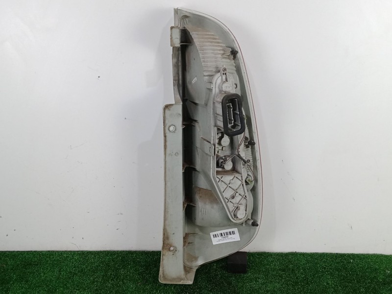 Recambio de piloto trasero izquierdo para skoda roomster (5j7) 1.4 tdi referencia OEM IAM 5J7945095 - 5J7945111  