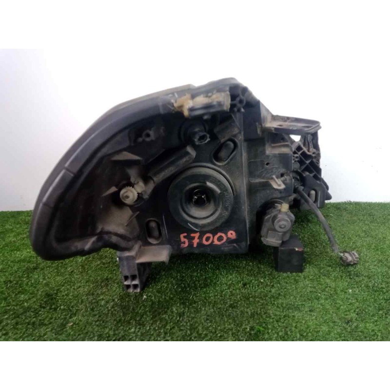 Recambio de faro izquierdo para nissan tiida (c11x/sc11x) 1.5 dci turbodiesel cat referencia OEM IAM 26060EM00A HALOGENO CON.TAR