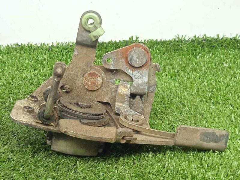 Recambio de cerradura puerta delantera izquierda para seat 600 600 d referencia OEM IAM   