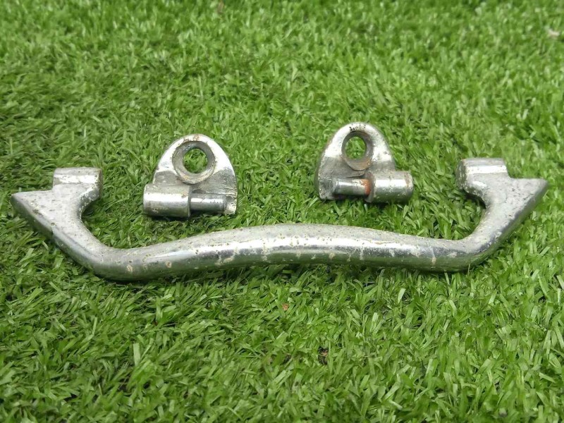 Recambio de maneta interior delantera izquierda para seat 600 600 d referencia OEM IAM  TIRADOR 