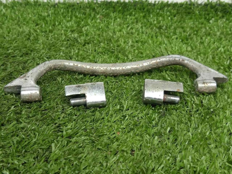 Recambio de maneta interior delantera izquierda para seat 600 600 d referencia OEM IAM  TIRADOR 