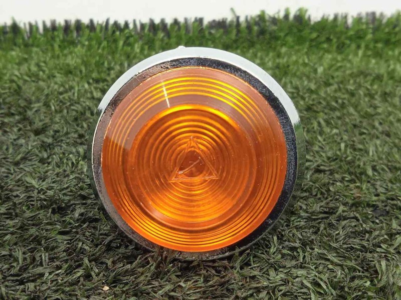 Recambio de piloto lateral derecho para seat 600 600 d referencia OEM IAM  AMBOS.LADOS 