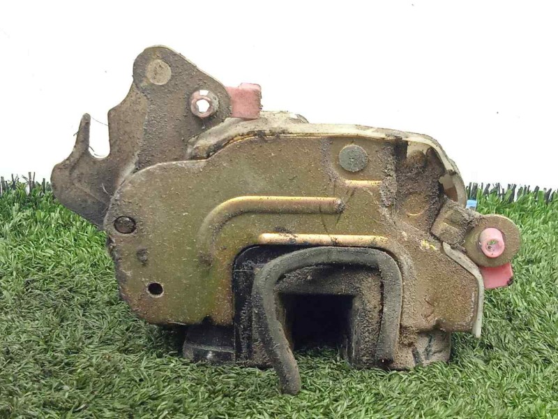 Recambio de cerradura puerta delantera derecha para nissan cabstar - e 3.0 td 110 referencia OEM IAM  MECANICA 