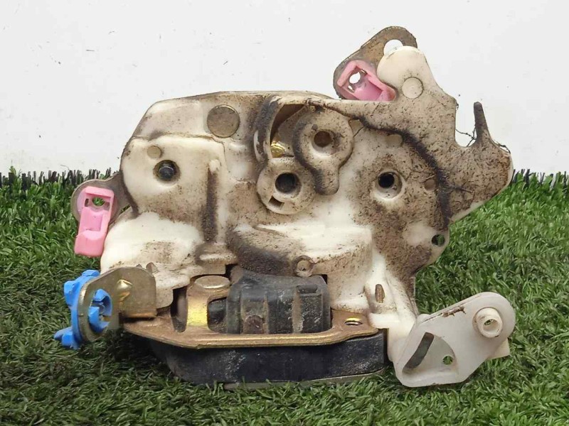 Recambio de cerradura puerta delantera derecha para nissan cabstar - e 3.0 td 110 referencia OEM IAM  MECANICA 