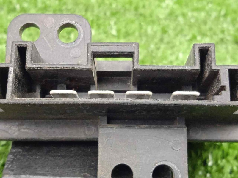 Recambio de resistencia calefaccion para nissan cabstar - e 3.0 td 110 referencia OEM IAM 271500T300  