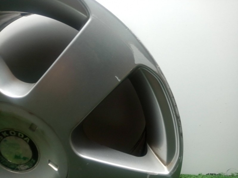 Recambio de llanta para skoda octavia ii (1z3) 2.0 tdi referencia OEM IAM 1Z0601025B 16´´PULGADAS LLANTAS - LLANTA