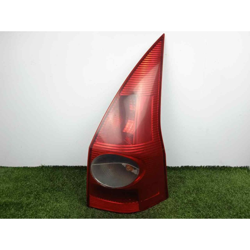 Recambio de piloto trasero derecho para renault megane ii familiar 1.9 dci diesel referencia OEM IAM  02-06 FAMILIAR / RANCHERA