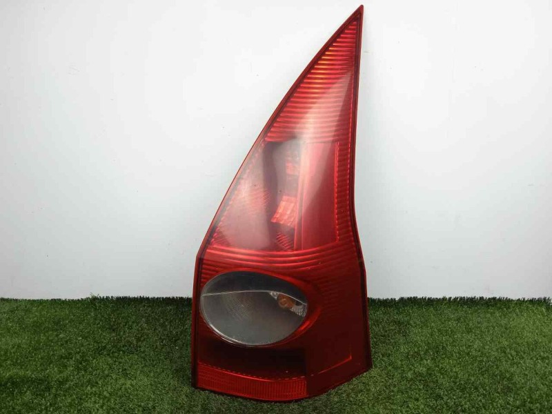 Recambio de piloto trasero derecho para renault megane ii familiar 1.9 dci diesel referencia OEM IAM  02-06 FAMILIAR / RANCHERA