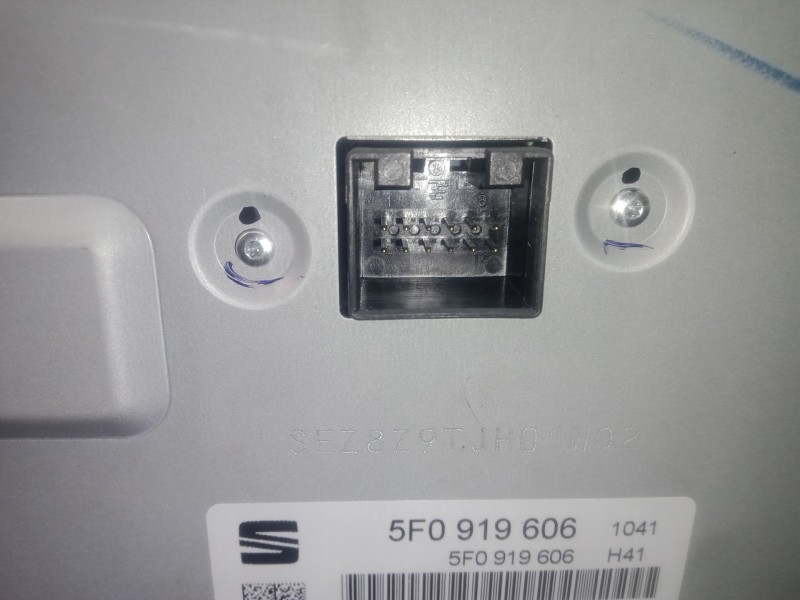 Recambio de pantalla multifuncion para seat leon st (5f8) 1.6 tdi referencia OEM IAM 5F0919606  