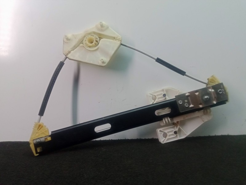 Recambio de elevalunas trasero izquierdo para seat leon st (5f8) 1.6 tdi referencia OEM IAM 5F9839461C  