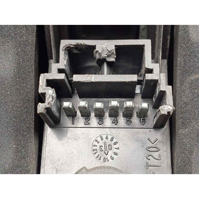 Recambio de piloto trasero derecho para renault megane ii familiar 1.9 dci diesel referencia OEM IAM  02-06 FAMILIAR / RANCHERA