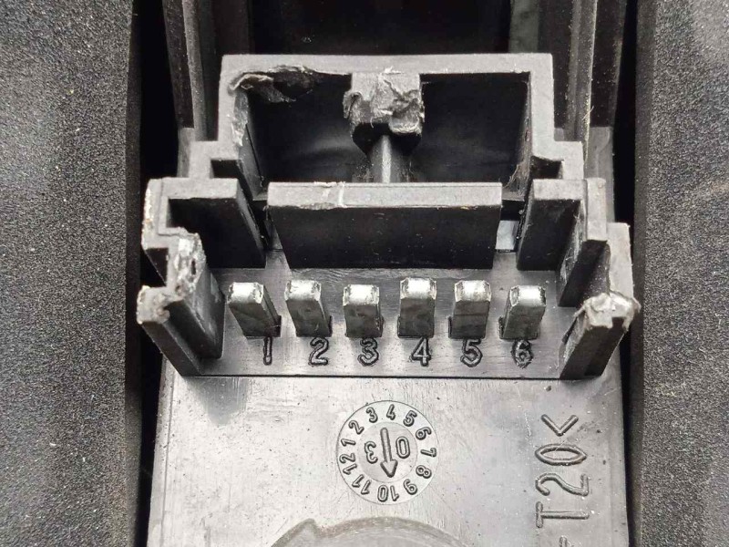 Recambio de piloto trasero derecho para renault megane ii familiar 1.9 dci diesel referencia OEM IAM  02-06 FAMILIAR / RANCHERA