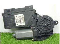 Recambio de motor elevalunas delantero derecho para audi a4 avant (8e) 1.9 tdi referencia OEM IAM 5WK47006BBF-0130821764  