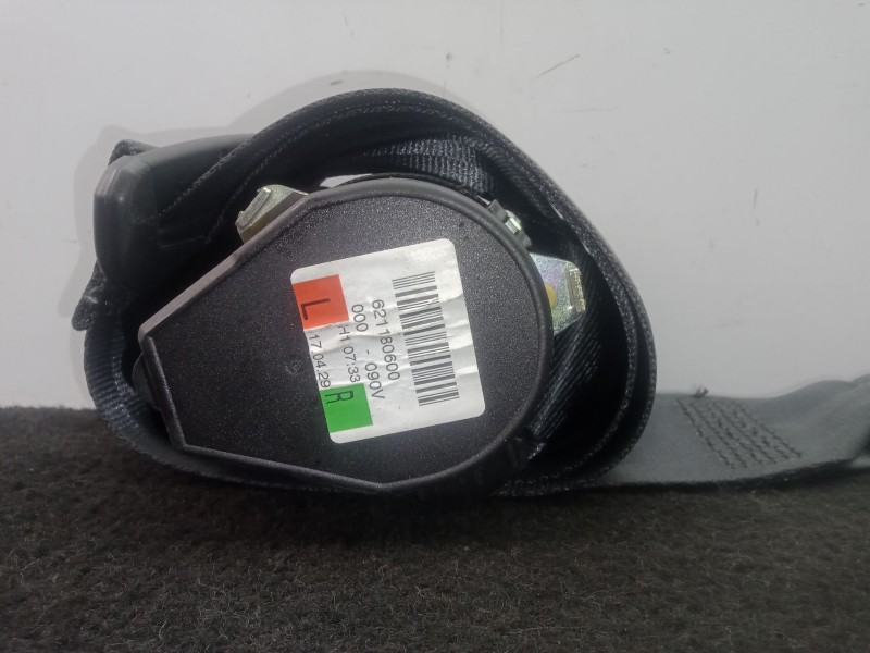 Recambio de cinturon seguridad trasero derecho para seat leon st (5f8) 1.6 tdi referencia OEM IAM 621180600  