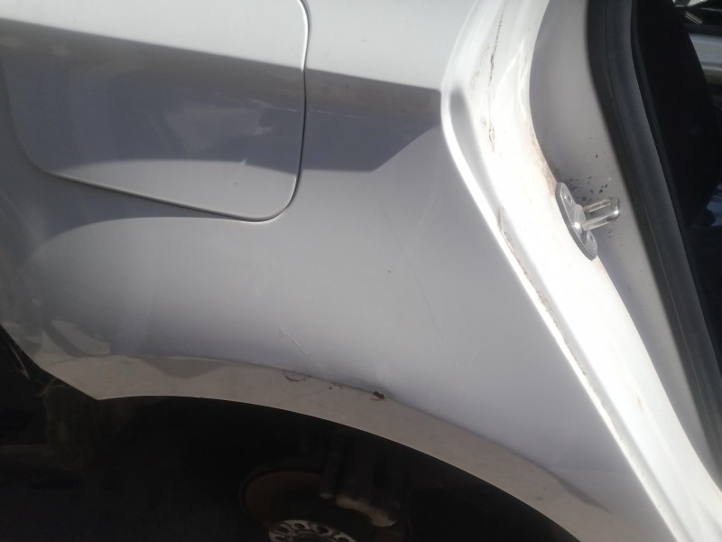 Recambio de aletin trasero derecho para seat leon (5f1) 1.6 tdi referencia OEM IAM   