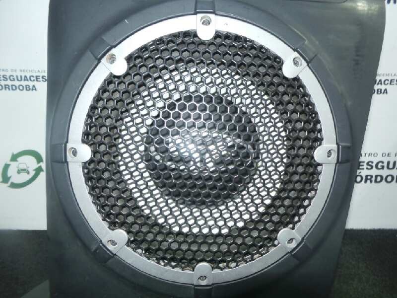 Recambio de sistema audio / radio cd para mitsubishi outlander (cw0) 2.0 di-d cat referencia OEM IAM 8720A012 ROCKFORD FOSGATE 