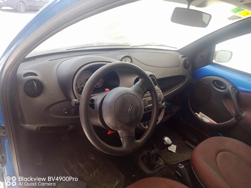 ford ka (rb_) del año 2005