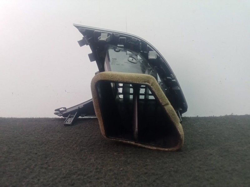 Recambio de rejilla aireadora para seat leon st (5f8) 1.6 tdi referencia OEM IAM 5F1820901  