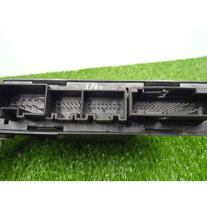 Recambio de motor elevalunas delantero derecho para audi a4 avant (8e) 1.9 tdi referencia OEM IAM 5WK47006BBF-0130821764  