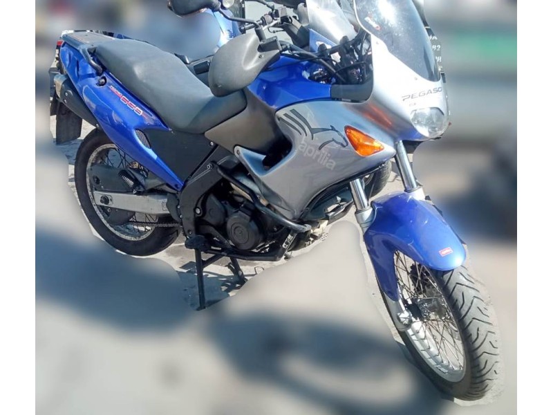 aprilia pegaso del año 2002